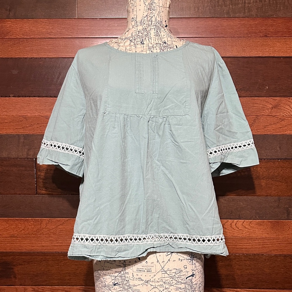 No Brand Tag Boho Peasant  Top in Light Blue Green